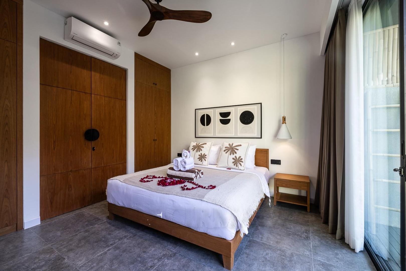 4br New Luxe 350m To I Kids Free I Living Panoramic Windows I Ac I 9 Meters Pool Canggu (Bali)